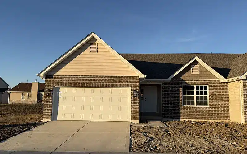 House for sale - 1737 Old Park Ln Swansea IL - Exterior